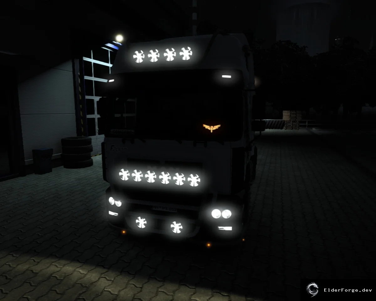 Обложка мода: Euro Truck Simulator 2 – Улучшенные лампочки для грузовиков (v1.43)
