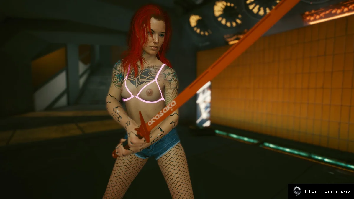 Обложка мода: Светящийся бюстгальтер и шорты с колготками для Cyberpunk 2077