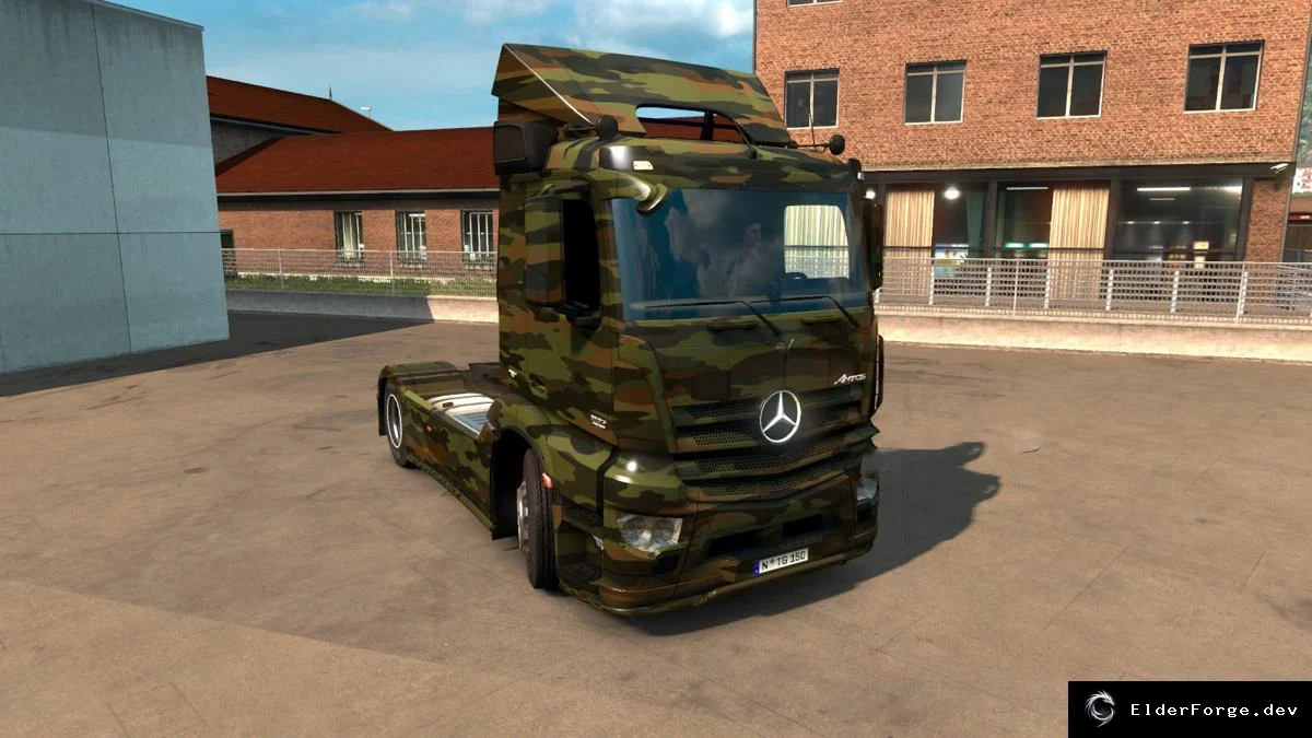 Обложка мода: Военный камуфляжный скин для Mercedes Antos – ETS2